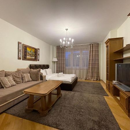Arenda Apartments - Surganova,5A Minszk Kültér fotó